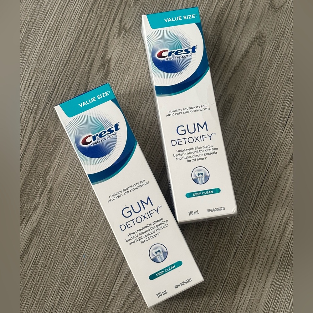 5/$25✨Crest Gum Detoxify Toothpaste Bundle